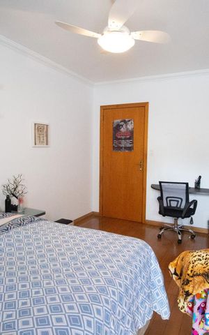 Casa à venda com 270m², 5 quartos e 4 vagasQuarto