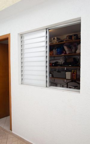 Casa à venda com 270m², 5 quartos e 4 vagasQuintal - Corredor