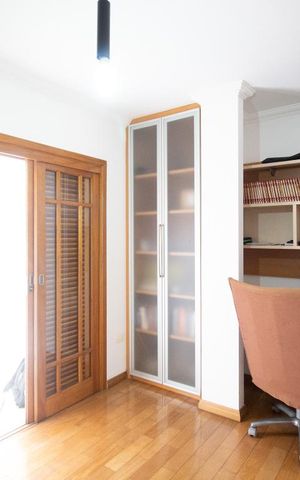 Casa à venda com 270m², 5 quartos e 4 vagasQuarto 2