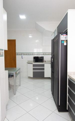 Casa à venda com 270m², 5 quartos e 4 vagasCozinha