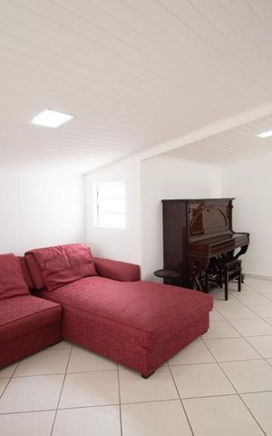 Casa à venda com 270m², 5 quartos e 4 vagasSalão de Festas