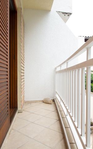 Casa à venda com 270m², 5 quartos e 4 vagasVaranda