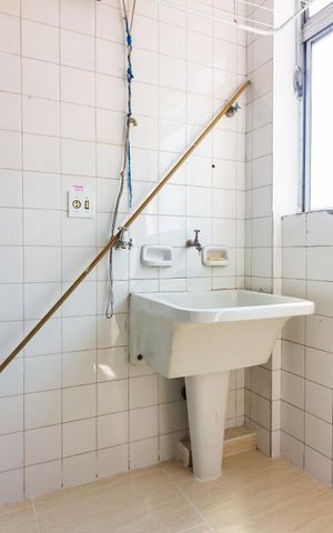 Apartamento para alugar com 70m², 2 quartos e 1 vaga Apartamento para alugar com 70m², 2 quartos e 1 vagaÁrea de Serviço