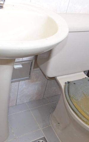 Apartamento à venda com 45m², 1 quarto e sem vagaBANHEIRO