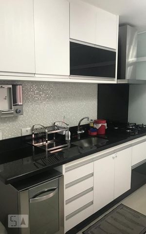 Apartamento à venda com 133m², 4 quartos e 2 vagas Apartamento à venda com 133m², 4 quartos e 2 vagasCozinha