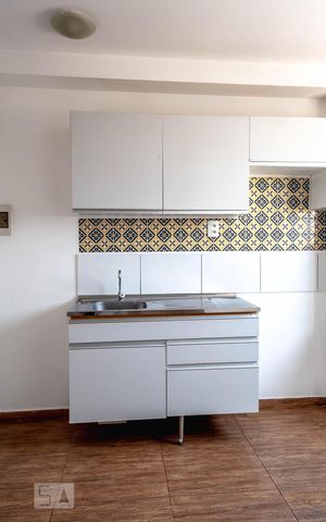 Studio à venda com 30m², 1 quarto e sem vaga Studio à venda com 30m², 1 quarto e sem vagaCozinha