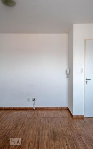 Studio à venda com 30m², 1 quarto e sem vaga Studio à venda com 30m², 1 quarto e sem vagaSala