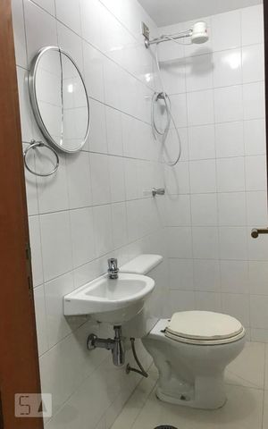 Apartamento à venda com 154m², 3 quartos e sem vaga Apartamento à venda com 154m², 3 quartos e sem vagaBanheiro