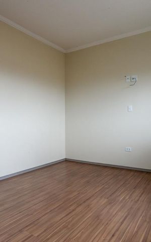 Casa à venda com 230m², 3 quartos e 8 vagas Casa à venda com 230m², 3 quartos e 8 vagasQuarto 2
