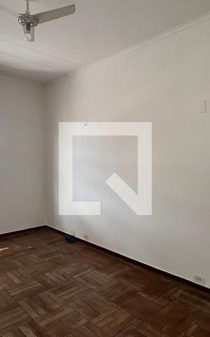 Casa para alugar com 250m², 5 quartos e 2 vagas Casa para alugar com 250m², 5 quartos e 2 vagasQuarto 2