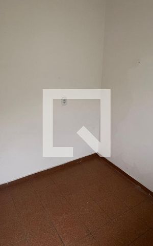 Casa para alugar com 250m², 5 quartos e 2 vagas Casa para alugar com 250m², 5 quartos e 2 vagasQuarto de Serviço