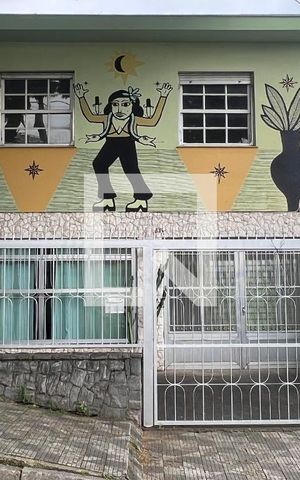 Casa para alugar com 250m², 5 quartos e 2 vagas Casa para alugar com 250m², 5 quartos e 2 vagasFachada