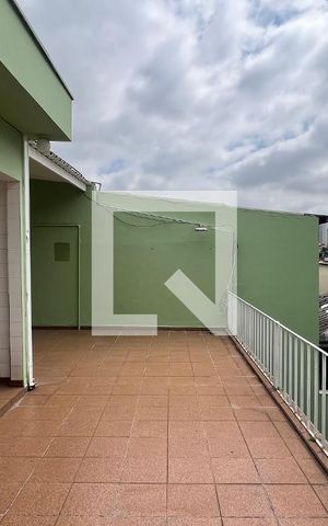 Casa para alugar com 250m², 5 quartos e 2 vagas Casa para alugar com 250m², 5 quartos e 2 vagasÁrea de Serviço
