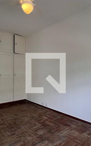 Casa para alugar com 250m², 5 quartos e 2 vagas Casa para alugar com 250m², 5 quartos e 2 vagasQuarto 3