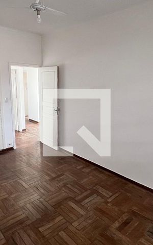 Casa para alugar com 250m², 5 quartos e 2 vagas Casa para alugar com 250m², 5 quartos e 2 vagasQuarto 2