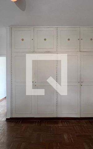 Casa para alugar com 250m², 5 quartos e 2 vagas Casa para alugar com 250m², 5 quartos e 2 vagasQuarto 1