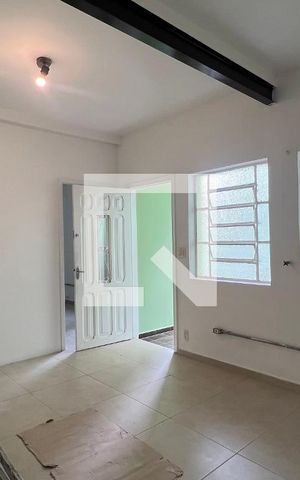 Casa para alugar com 250m², 5 quartos e 2 vagas Casa para alugar com 250m², 5 quartos e 2 vagasEscritório
