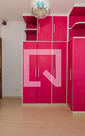 Casa à venda com 230m², 3 quartos e 4 vagas Casa à venda com 230m², 3 quartos e 4 vagasQuarto 1