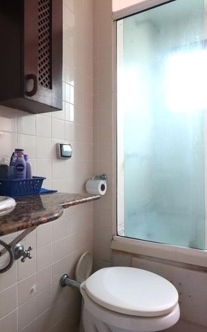 Apartamento à venda com 100m², 3 quartos e 1 vagaBanheiro da Suíte