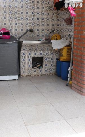 Casa à venda com 402m², 4 quartos e 6 vagasÁrea de Serviço