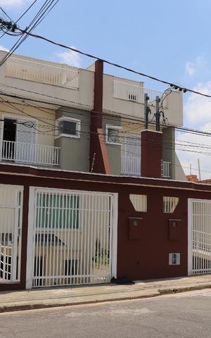 Casa à venda com 402m², 4 quartos e 6 vagasFachada
