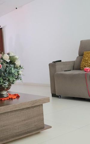 Casa à venda com 402m², 4 quartos e 6 vagasSala