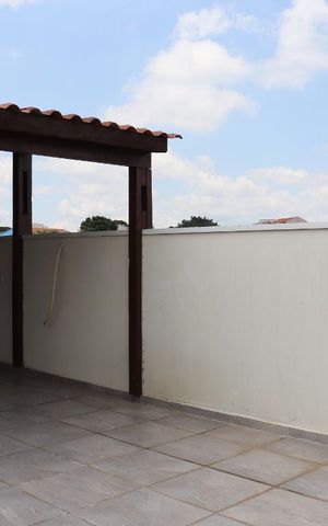 Casa à venda com 402m², 4 quartos e 6 vagasCobertura