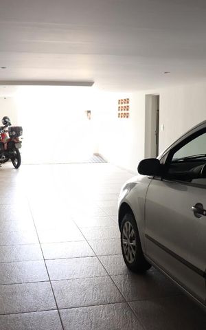 Casa à venda com 402m², 4 quartos e 6 vagasGaragem
