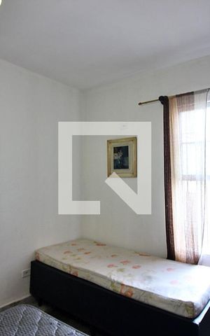 Casa à venda com 330m², 8 quartos e 5 vagasQuarto 3 casa 2