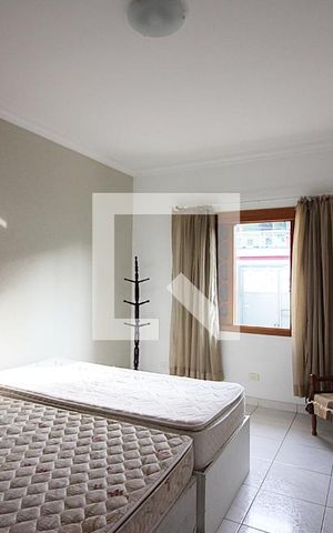 Casa à venda com 330m², 8 quartos e 5 vagasQuarto 1