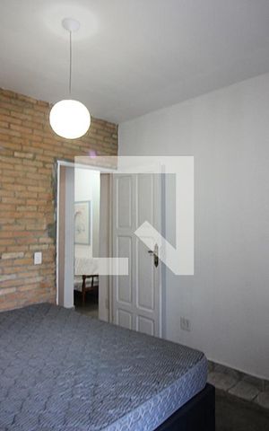 Casa à venda com 330m², 8 quartos e 5 vagasQuarto 3 casa 2