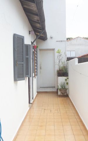 Casa à venda com 120m², 2 quartos e 2 vagasCorredor