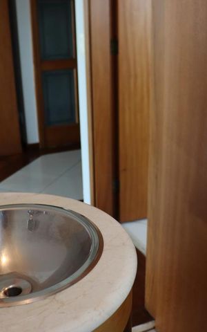 Apartamento para alugar com 130m², 3 quartos e 3 vagasLavabo