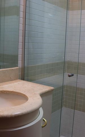 Apartamento para alugar com 130m², 3 quartos e 3 vagasBanheiro 3