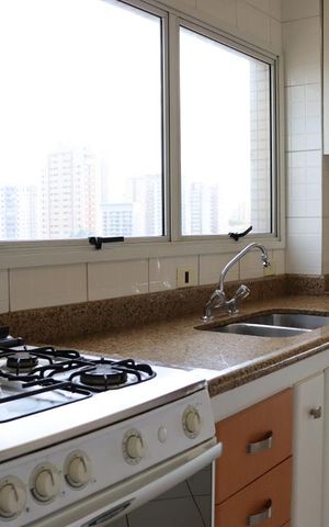 Apartamento para alugar com 130m², 3 quartos e 3 vagasCozinha