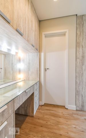 Apartamento à venda com 58m², 2 quartos e 1 vaga Apartamento à venda com 58m², 2 quartos e 1 vagaSuíte