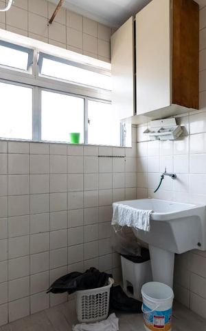 Apartamento à venda com 72m², 3 quartos e 1 vagaÁrea de serviço