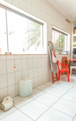 Casa para alugar com 452m², 3 quartos e 6 vagasLavanderia