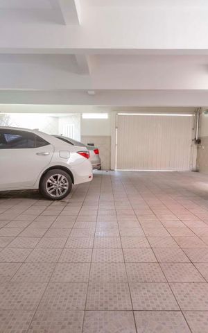 Casa para alugar com 452m², 3 quartos e 6 vagasGaragem