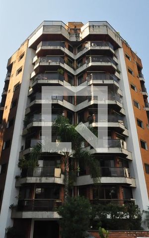 Apartamento à venda com 129m², 3 quartos e 2 vagas Apartamento à venda com 129m², 3 quartos e 2 vagasFachada