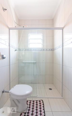 Casa para alugar com 260m², 4 quartos e 2 vagasBanheiro