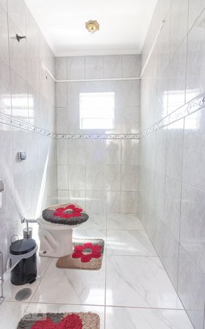Casa para alugar com 260m², 4 quartos e 2 vagasBanheiro