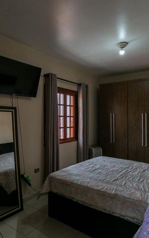 Casa à venda com 180m², 2 quartos e 3 vagasQuarto 2 Edícula