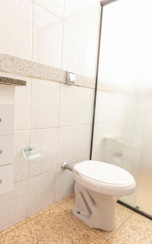 Casa à venda com 90m², 2 quartos e 1 vagaBanheiro da Suíte