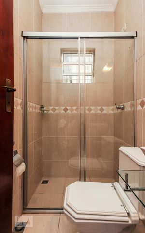 Casa à venda com 93m², 2 quartos e 3 vagas Casa à venda com 93m², 2 quartos e 3 vagasBanheiro 2