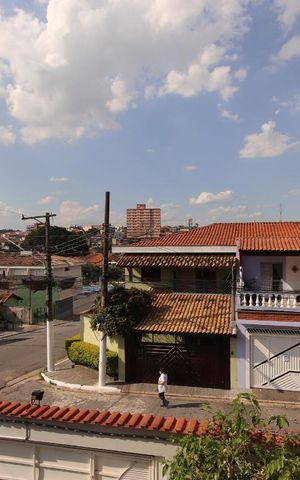 Casa à venda com 93m², 2 quartos e 3 vagas Casa à venda com 93m², 2 quartos e 3 vagasVista do quarto 2