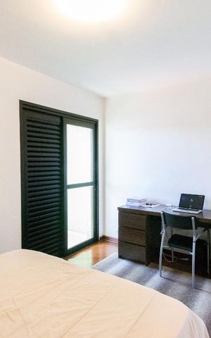 Casa à venda com 600m², 3 quartos e 6 vagasQuarto 2 - Suíte