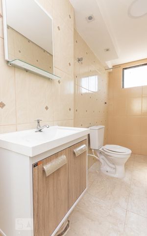 Apartamento à venda com 49m², 2 quartos e 1 vaga Apartamento à venda com 49m², 2 quartos e 1 vagaBanheiro