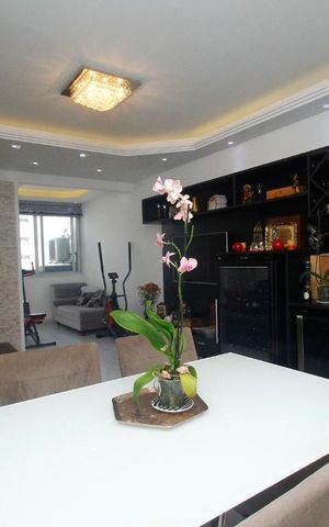 Apartamento para alugar com 95m², 2 quartos e 1 vagaSala