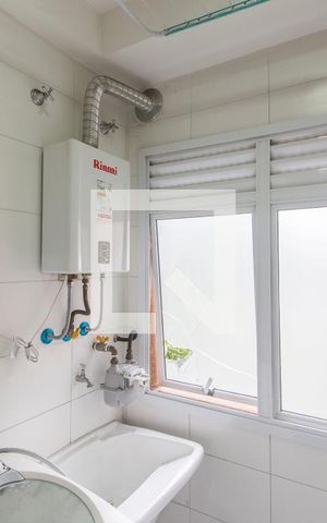 Apartamento à venda com 69m², 3 quartos e 1 vagaÁrea de Serviço